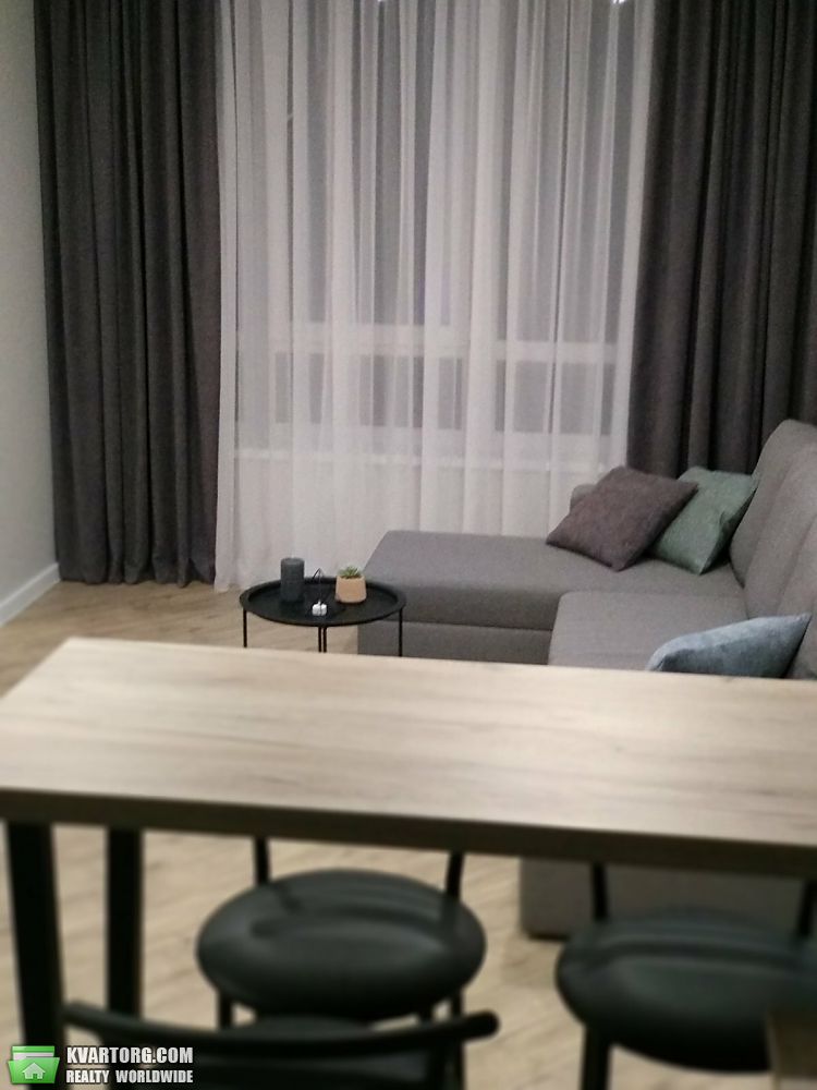 Rent out 1-room apartment. Львов, Шевченка — photo 4
