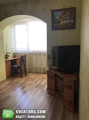 Rent out 2-room apartment. Киев,  Героев Днепра — photo 6