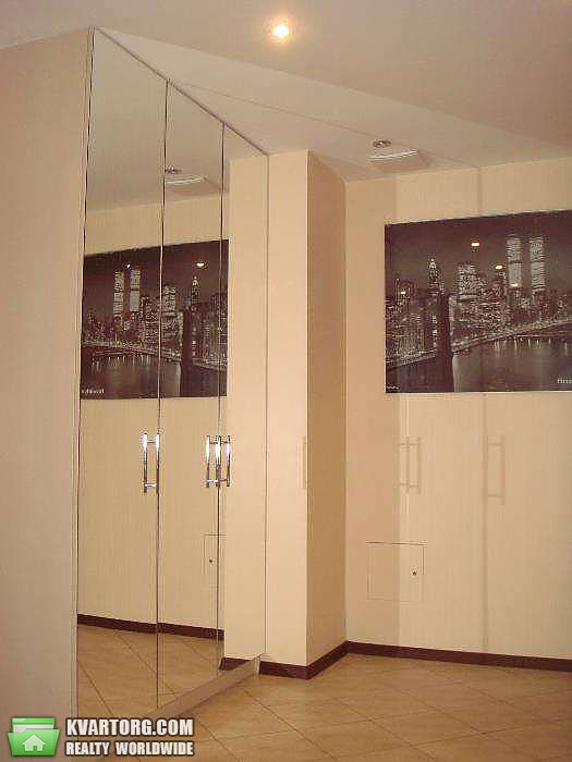 Rent out 2-room apartment. Киев, Дегтяревская — photo 4