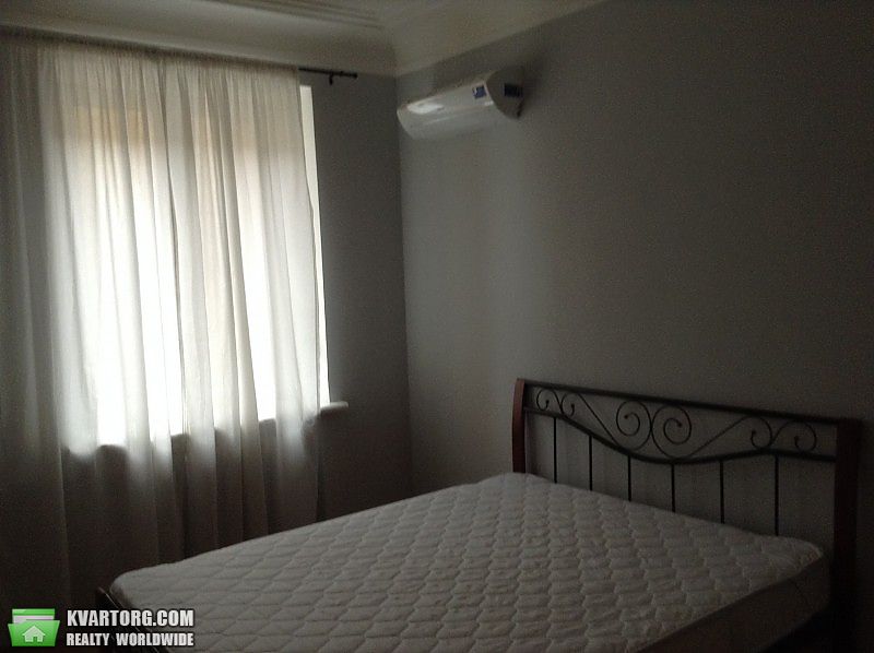 Rent out 2-room apartment. Киев,  Пирогова — photo 4