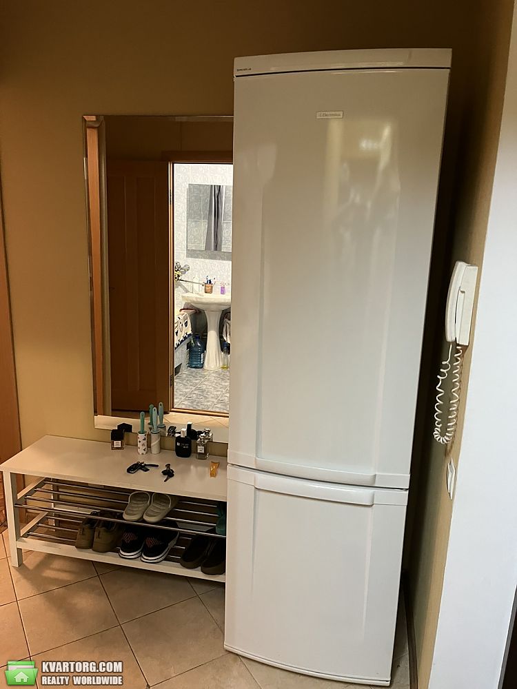 Rent out 1-room apartment. Киев,  Волгоградская — photo 4
