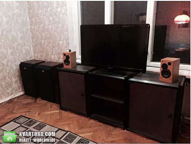 Rent out 3-room apartment. Киев,  Артиллерийский пер — photo 2