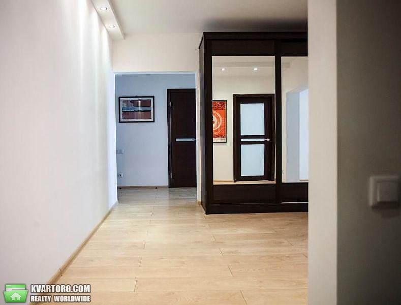 Rent out 3-room apartment. Киев,  Пчелки — photo 7