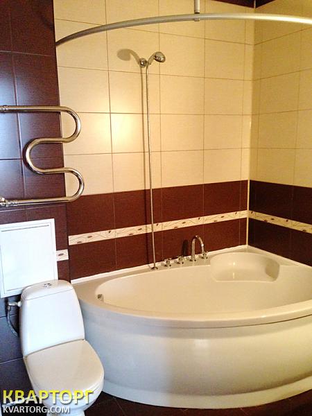 Rent out 2-room apartment. Киев,  Гмыри — photo 5