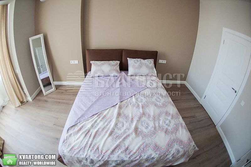 Rent out 2-room apartment. Киев, Щорса 44А — photo 7