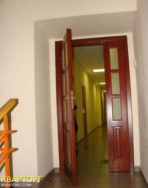Rent out office. Киев,  Петровская — photo 1