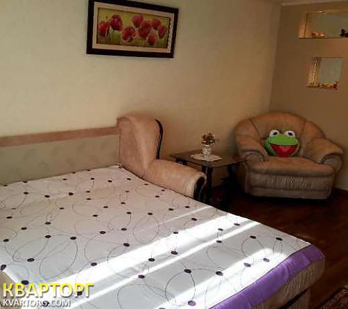 Rent out 1-room apartment. Киев, Ватутина пр — photo 7