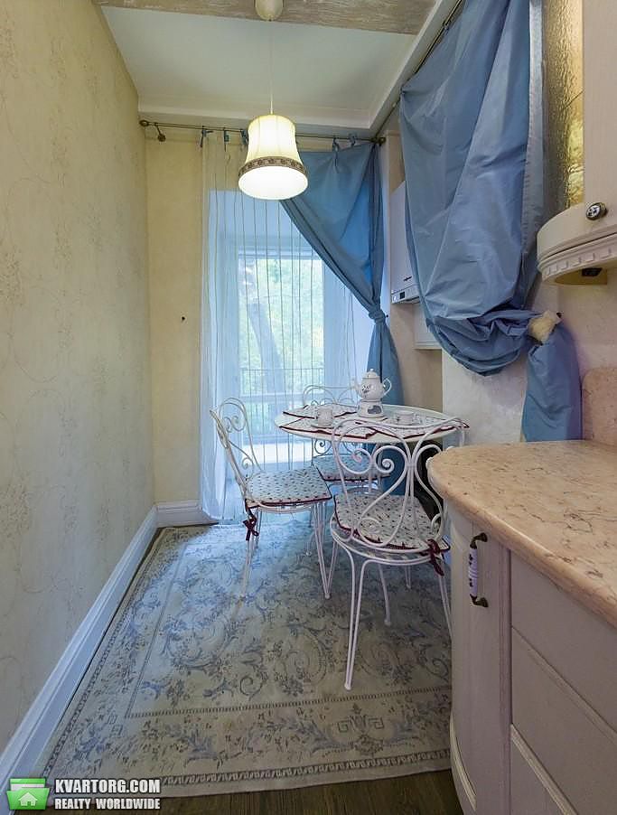 Rent out 2-room apartment. Киев,  Городецкого — photo 9