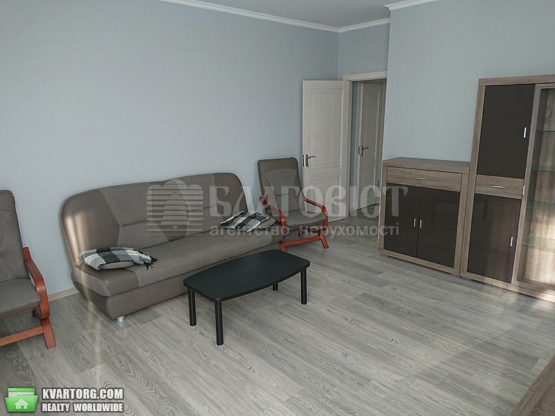 Rent out 3-room apartment. Киев,  Воссоединения пр — photo 3