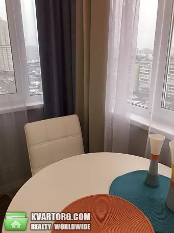 Rent out 2-room apartment. Киев,  Гмыри — photo 4