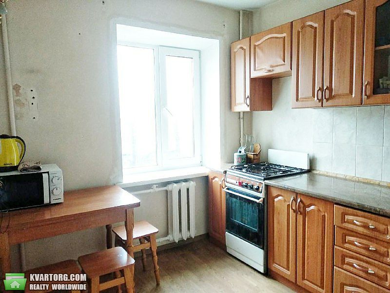 Rent out 1-room apartment. Киев,  Тульчинская — photo 1