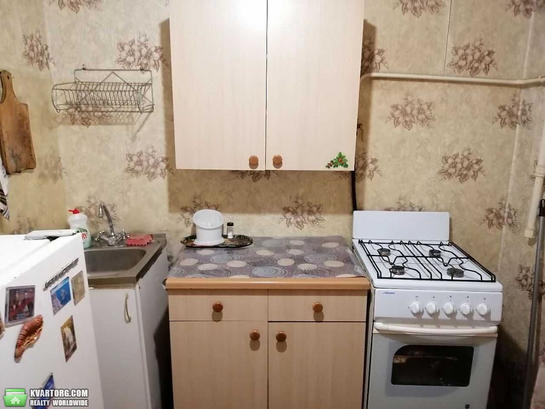 Rent out 1-room apartment. Киев,  Воссоединения пр — photo 7