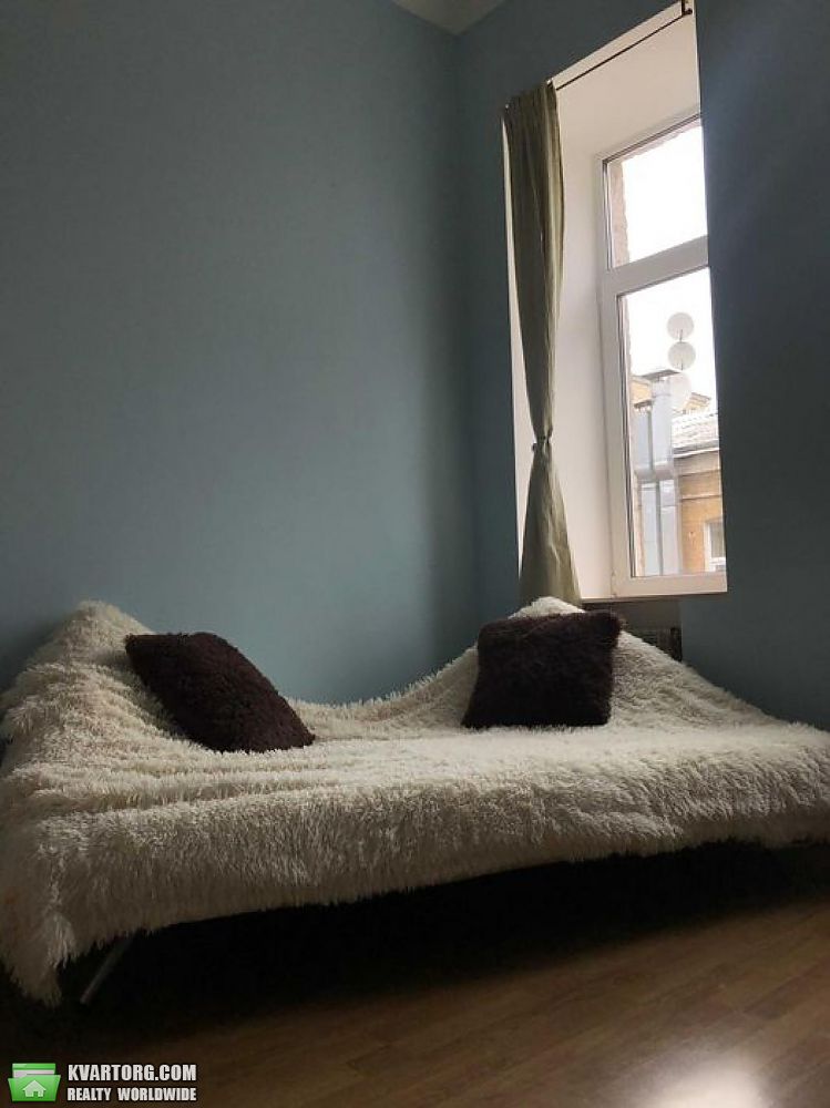Rent out 3-room apartment. Киев,  Сечевых Стрельцов — photo 9