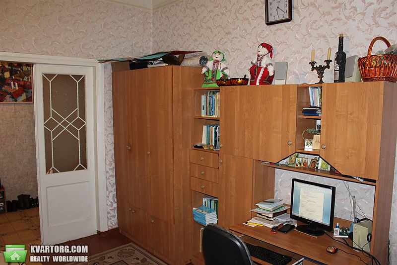 Sell 2-room apartment. Днепропетровск, Карла Маркса проспект — photo 2