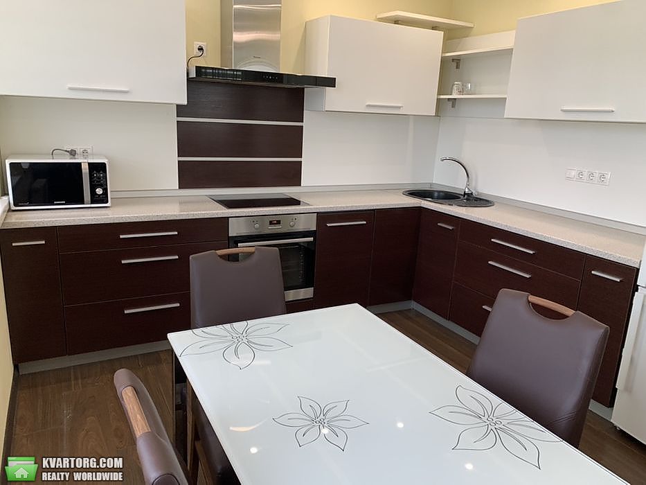 Sell 2-room apartment. Киев,  Вышгородская — photo 1