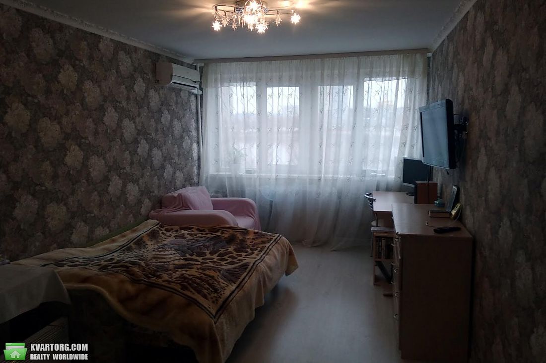 Sell 1-room apartment. Киев,  Березняковская — photo 3