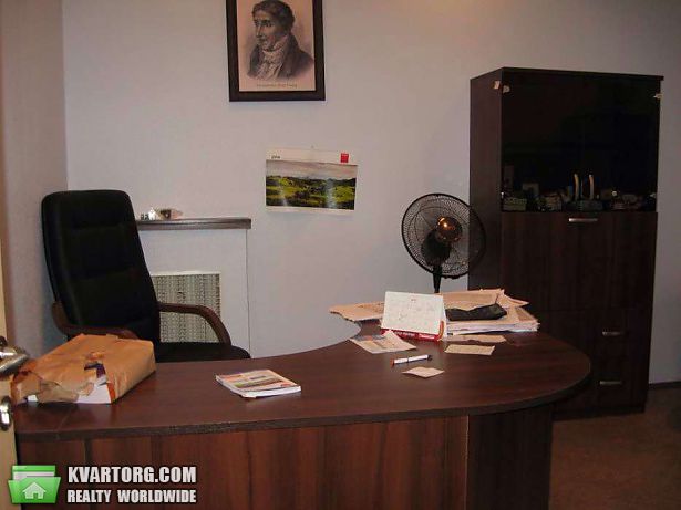 Rent out office. Киев, ул. Петровского — photo 1