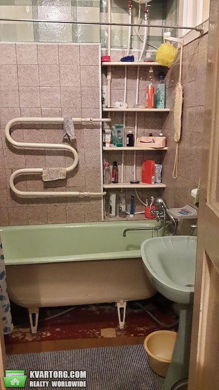 Sell 2-room apartment. Киев,  Овручская — photo 2