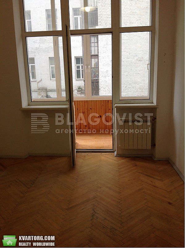 Sell 3-room apartment. Киев,  Михайловский пер — photo 1