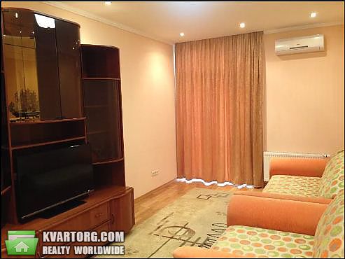 Rent out 1-room apartment. Киев, Регенераторная — photo 7