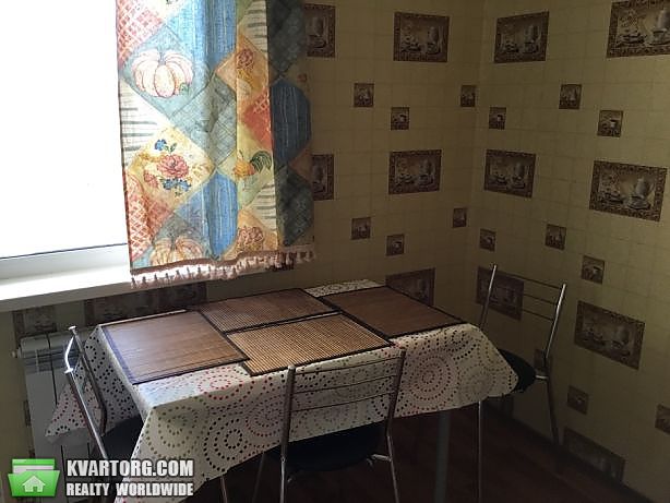 Rent out 2-room apartment. Киев,  Трутенко — photo 5