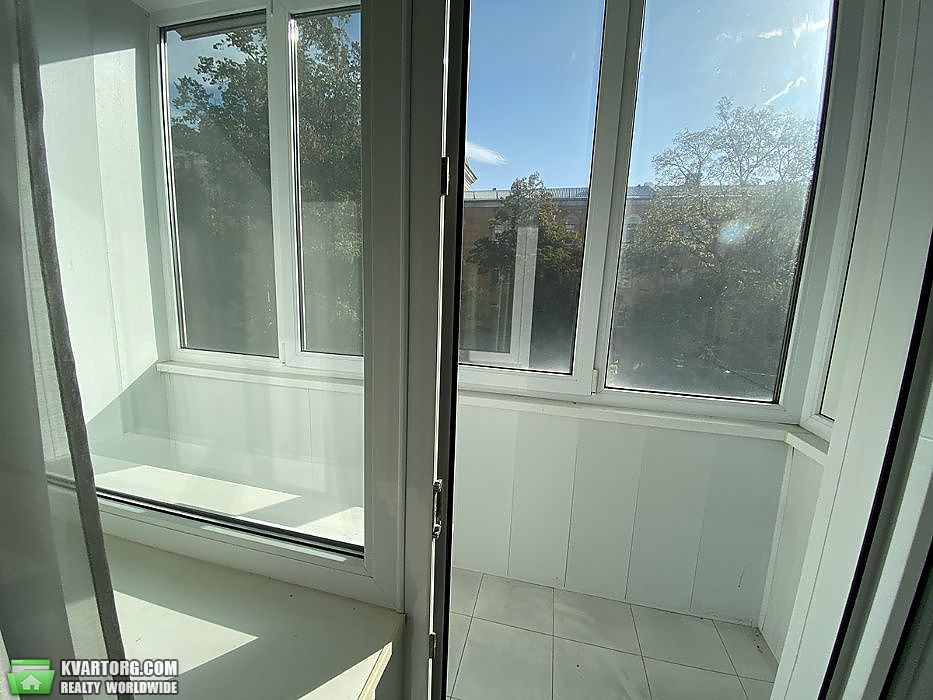 Sell 2-room apartment. Киев,  Тарасовская — photo 8