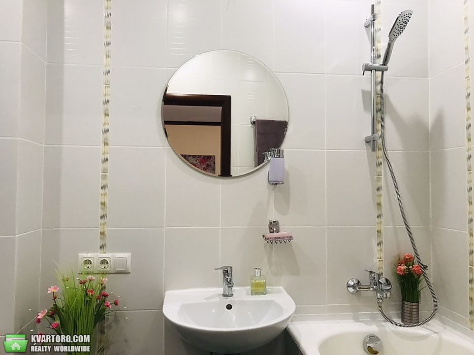 Sell 1-room apartment. Киев,  Малая Житомирская — photo 6