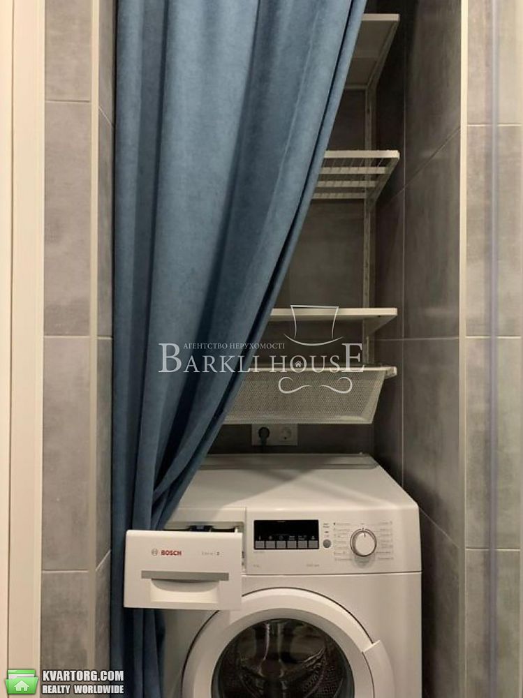 Rent out 1-room apartment. Киев, дегтярная — photo 10