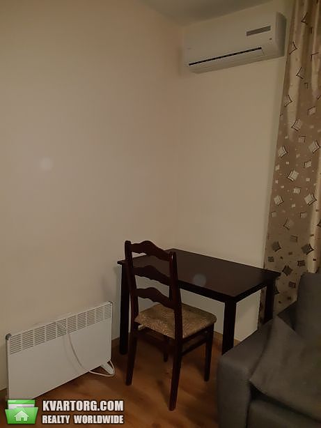 Rent out 1-room apartment. Киев,  Мира пр — photo 4