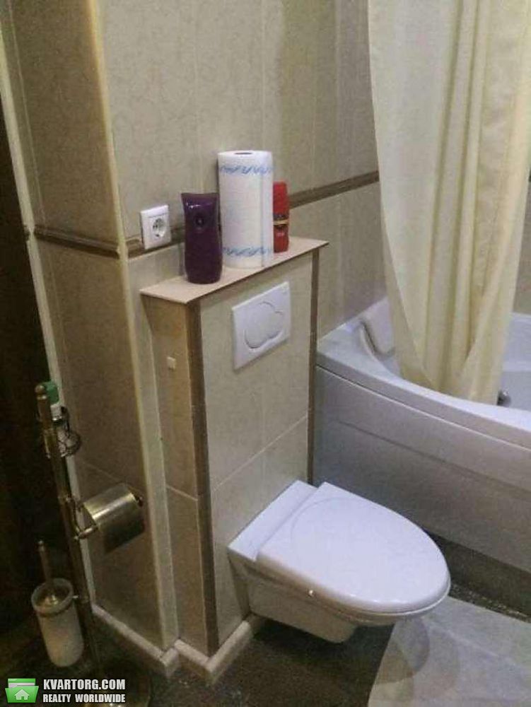 Rent out 2-room apartment. Киев,  Пирогова — photo 8