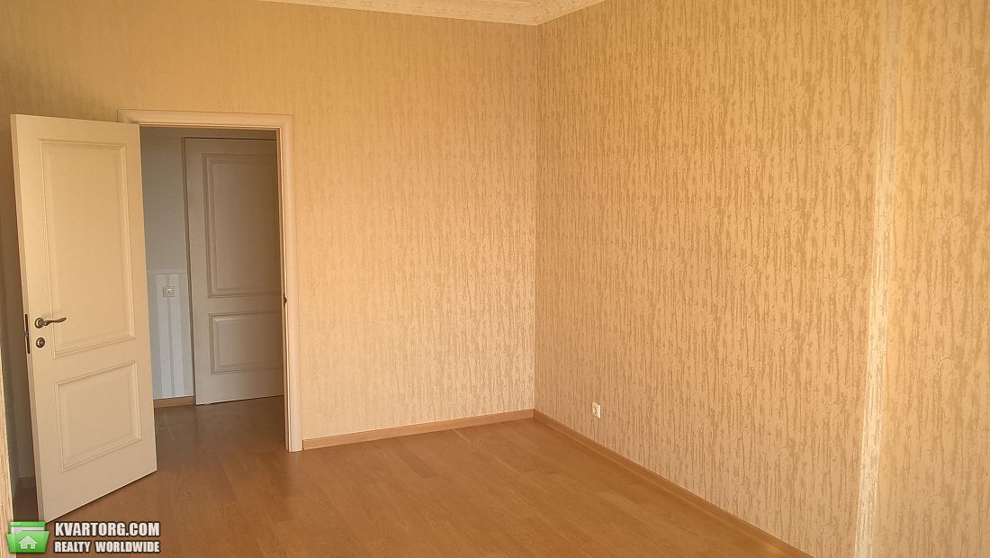 Rent out 3-room apartment. Киев,  Барбюса — photo 7