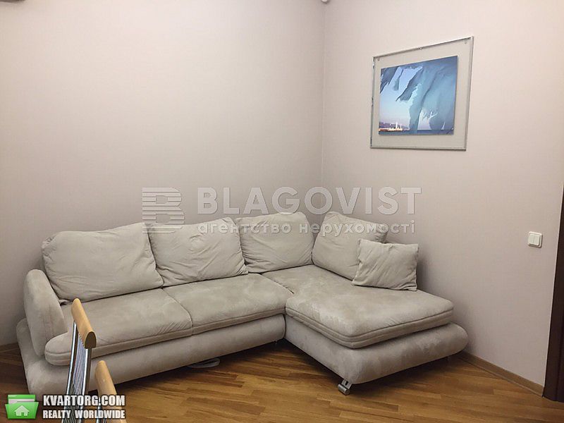 Rent out 2-room apartment. Киев,  Шелковичная — photo 2