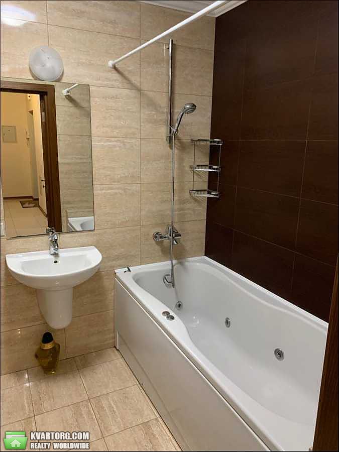 Rent out 1-room apartment. Киев,  Дегтяревская — photo 8