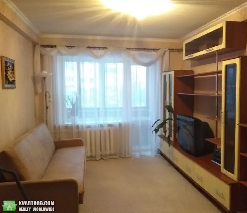Rent out 2-room apartment. Киев, Верховного Совета — photo 2