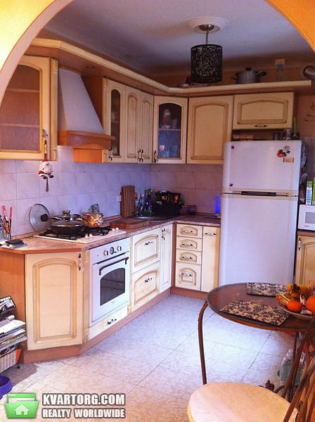 Sell 3-room apartment. Киев, Барбюса — photo 1