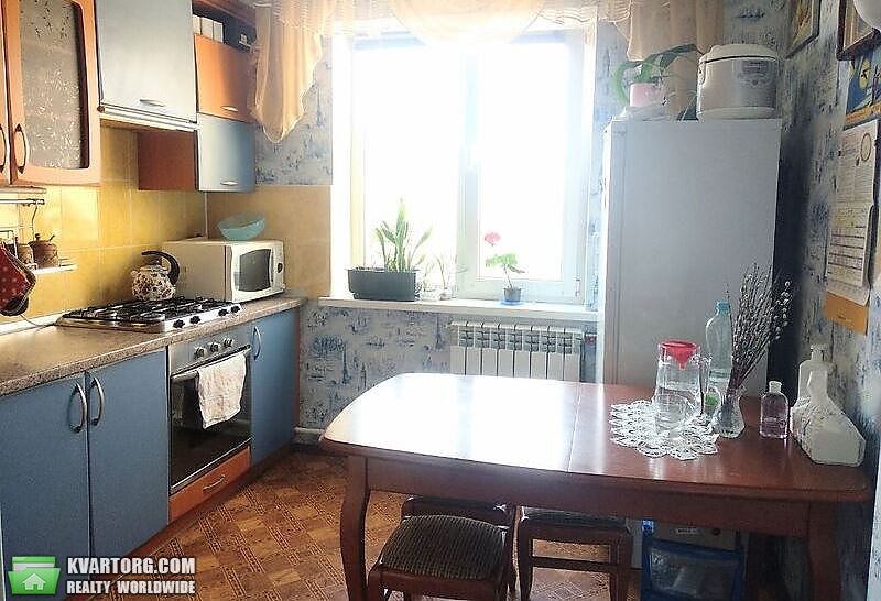 Sell 3-room apartment. Киев,  Героев Днепра — photo 1