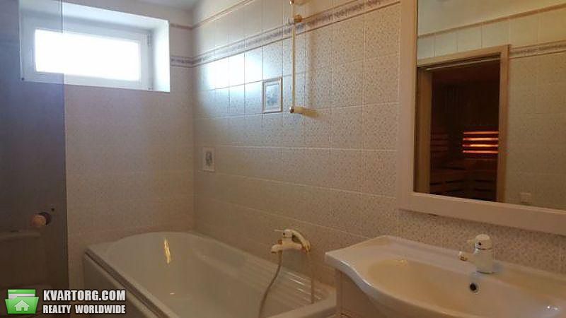 Rent out 3-room apartment. Киев,  Рейтарская — photo 7
