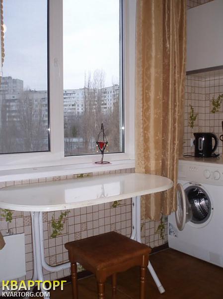 Sell 1-room apartment. Киев,  Радужная — photo 4