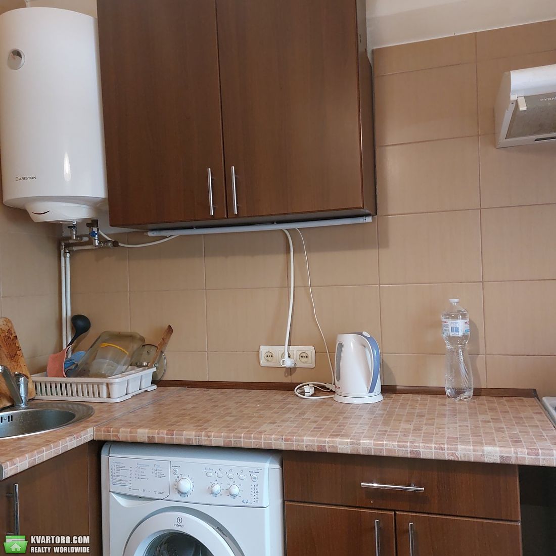 Rent out 1-room apartment. Киев, Дружбы Нардов — photo 3