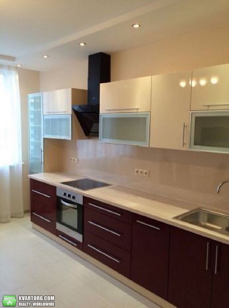 Rent out 3-room apartment. Киев, Ернста — photo 7