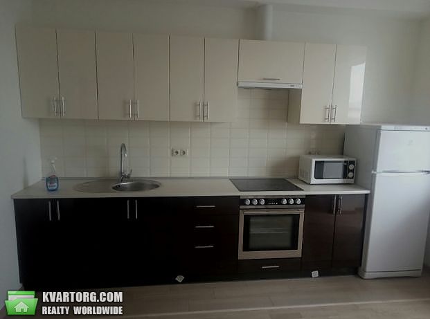 Rent out 1-room apartment. Киев,  Харьковское шоссе — photo 1