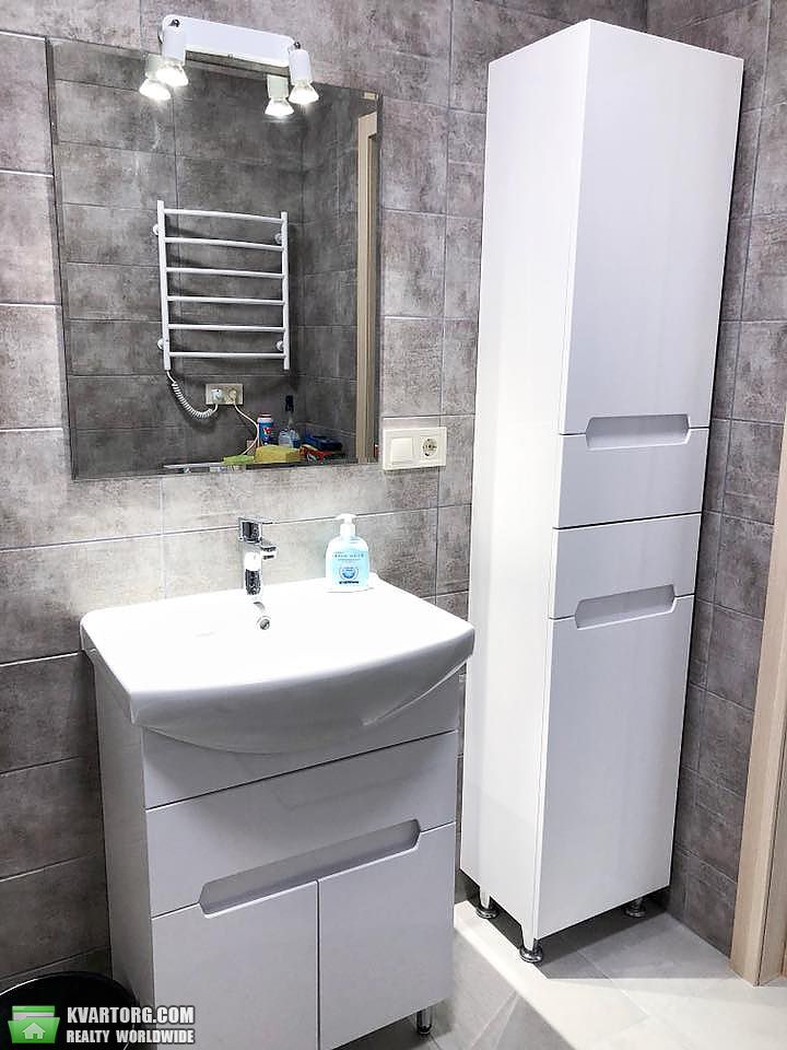 Rent out 1-room apartment. Киев, Практична — photo 5