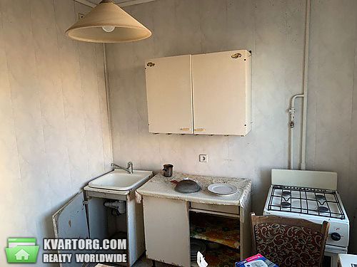 Sell 2-room apartment. Киев,  Захаровская — photo 1