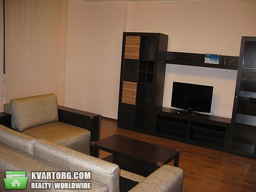 Rent out 3-room apartment. Киев,  Окипной — photo 4