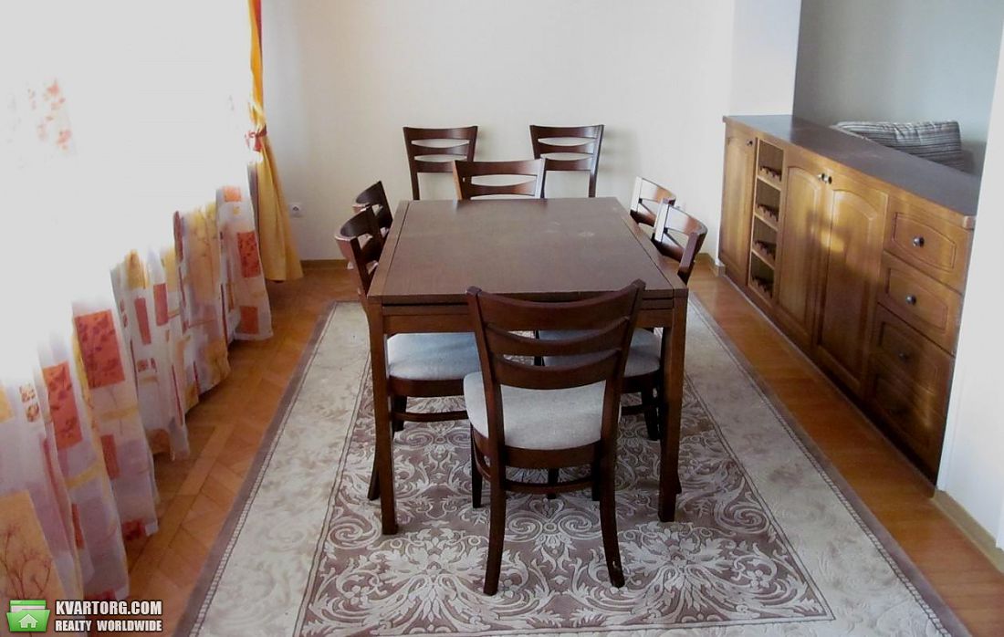 Rent out 4-room apartment. Киев,  Драгомирова — photo 6