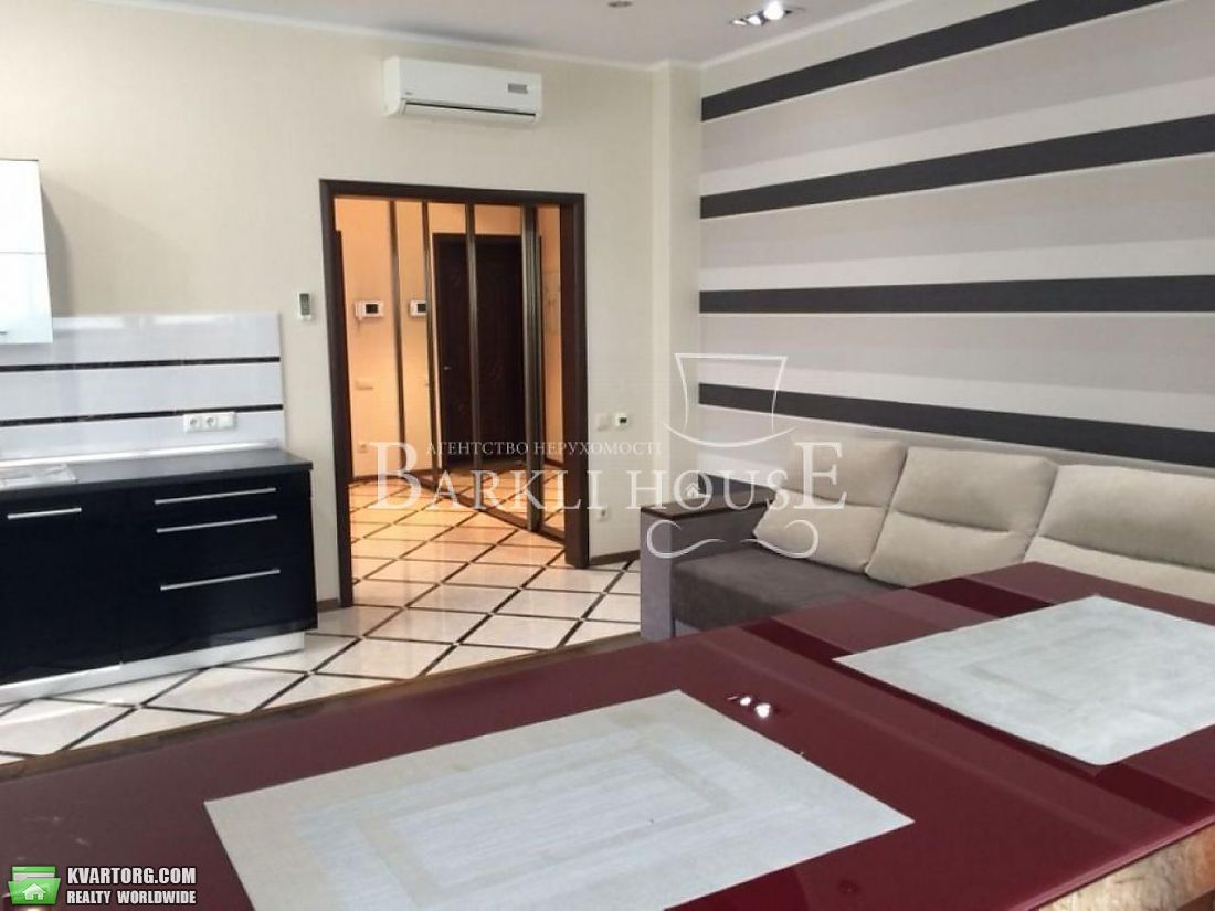 Rent out 2-room apartment. Киев,  Драгомирова — photo 2