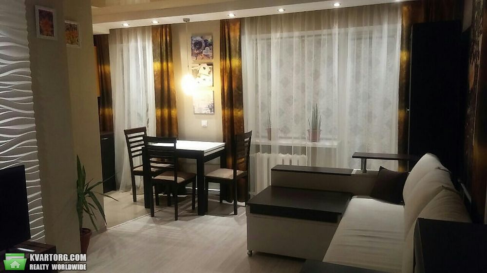 Rent out 1-room apartment. Киев,  Забилы — photo 1