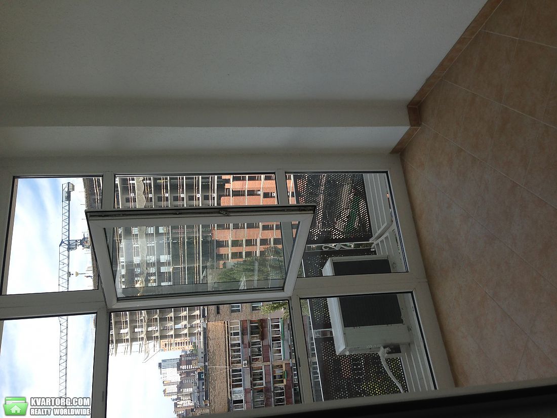 Rent out 3-room apartment. Киев,  Глубочицкая — photo 5