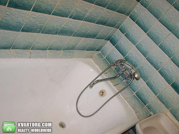 Sell 2-room apartment. Киев,  40-летия Октября просп — photo 3