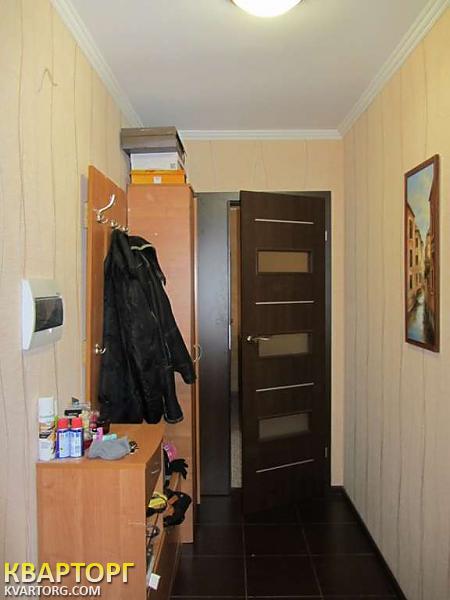 Sell 2-room apartment. Киев,  Соломенская — photo 1